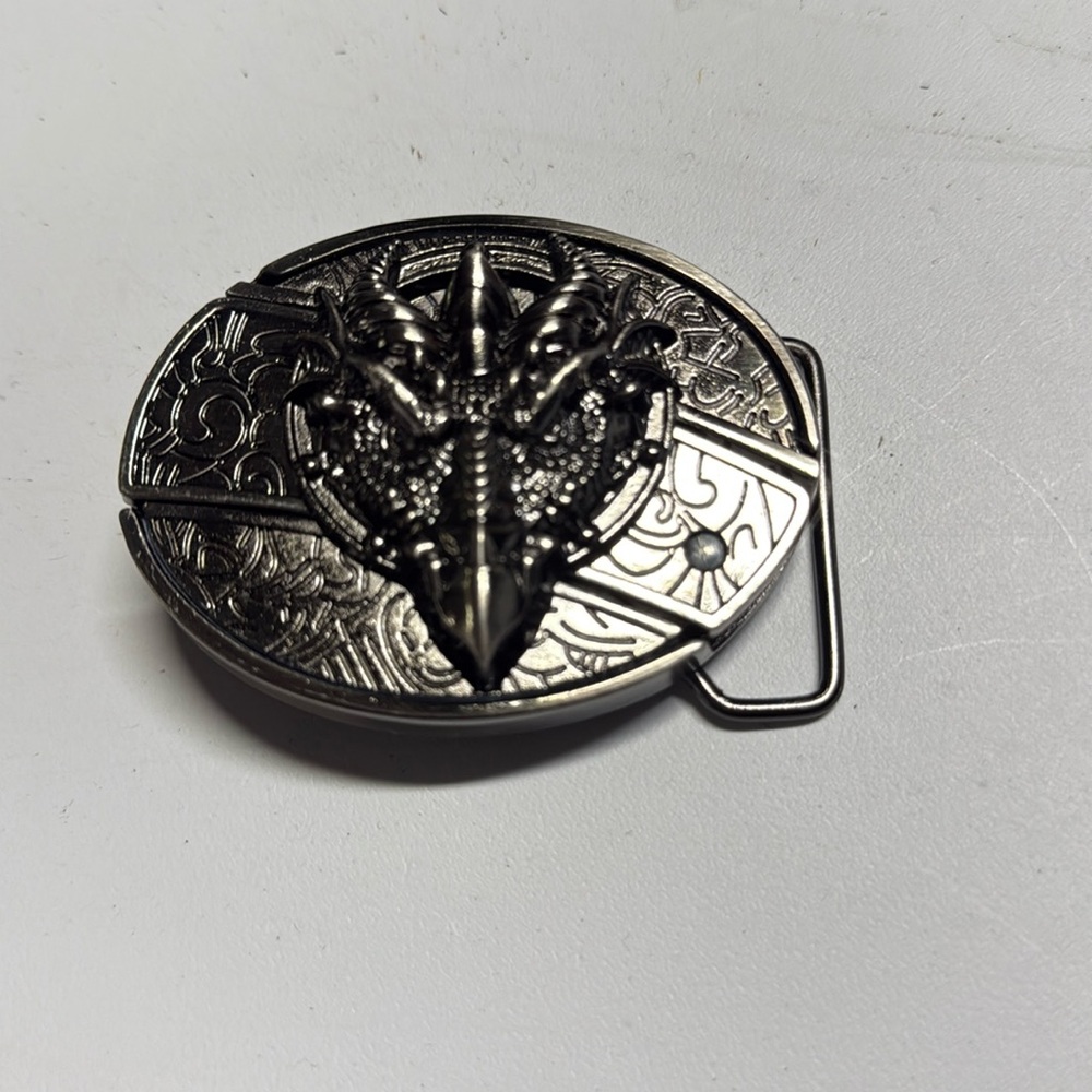 Dragon Belt Buckle pewter NWOT